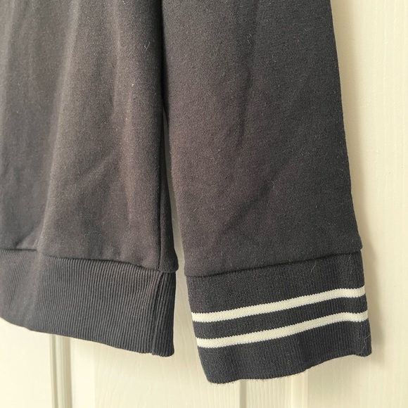 NWT Denim & Flower Unisex Varsity Fleece Sweatshirt 11/12 - Picture 3 of 10